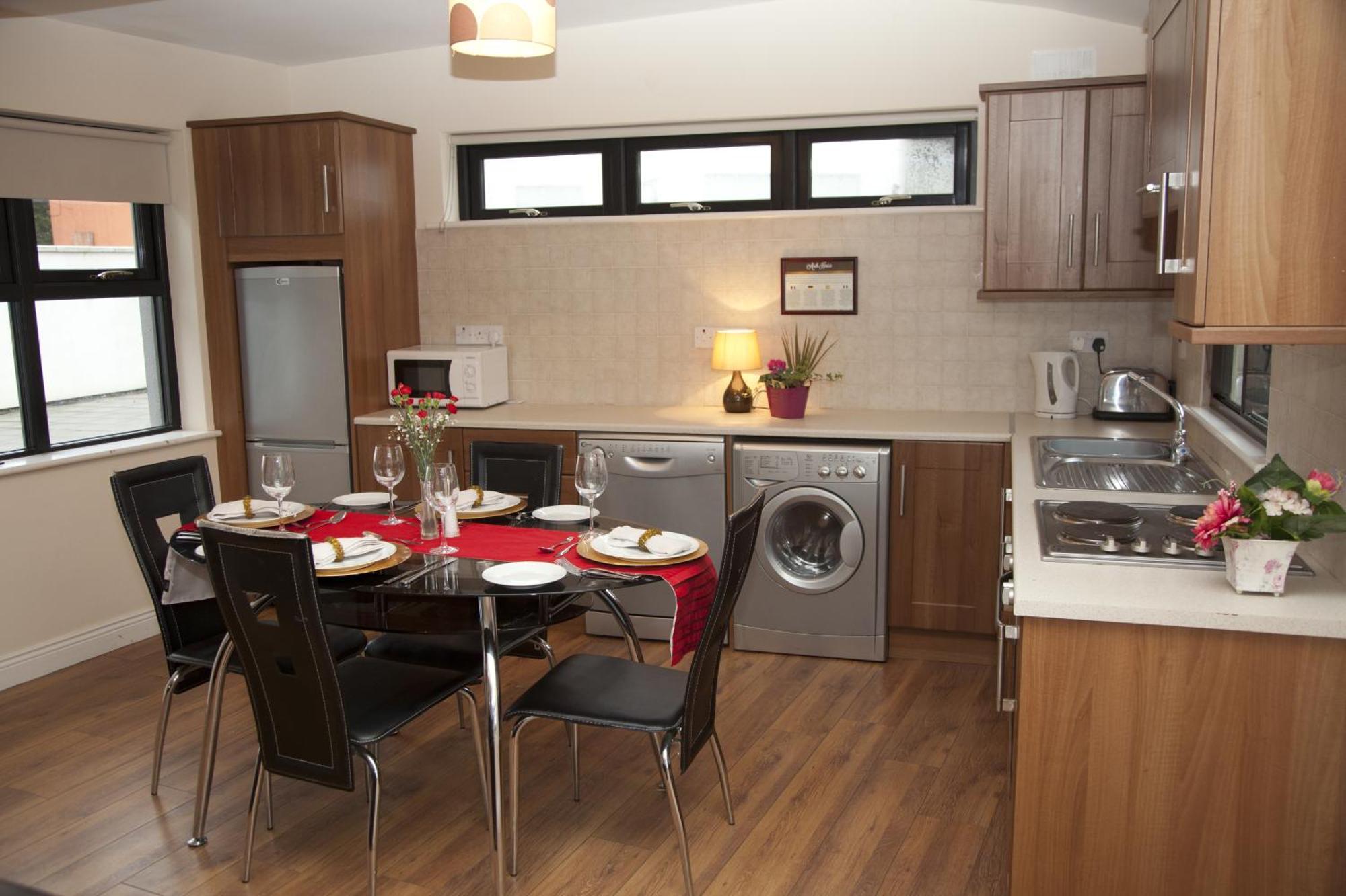 Arch House B&B & Apartments Athlone Zewnętrze zdjęcie